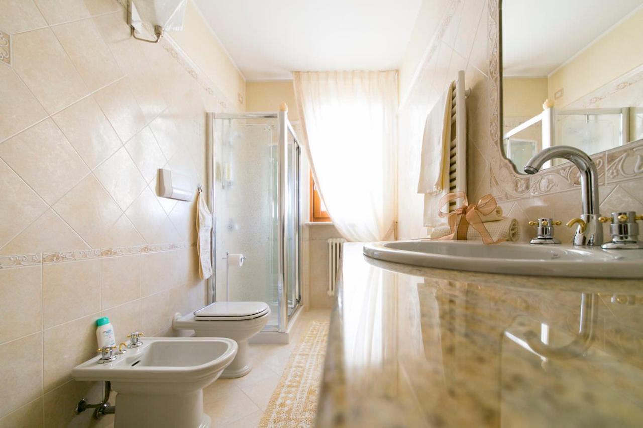 Bed and Breakfast La Casa Di Pimpi Desenzano del Garda Exterior foto
